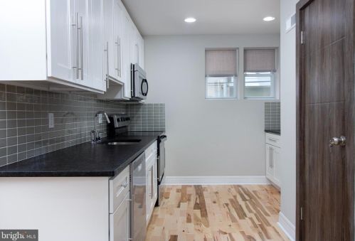 2538 Hicks St, Philadelphia PA  19145-4604 exterior