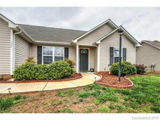 196 Tarrington Dr, Statesville, NC 28625-2749
