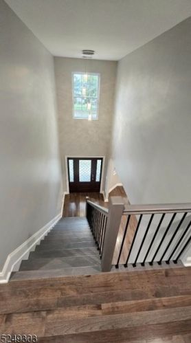 18 Old Stirling Rd, Warren NJ  07059-5810 exterior
