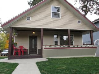 2109 Fairview Ave, Spokane, WA 99205-3746
