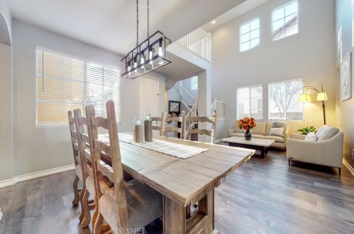 30416 Mallorca Pl, Santa Clarita CA  91384-4787 exterior