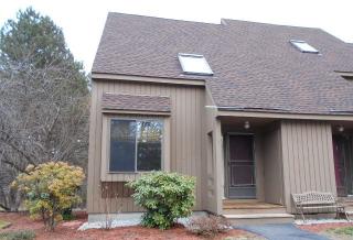 8 Ipswich Ct, Merrimack, NH 03054-3448