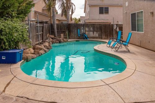 1362 Alpine Creek Dr, Grayson CA  95363-8838 exterior