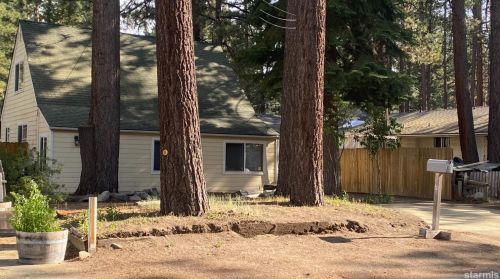 874 Modesto Ave, South Lake Tahoe, CA 96150-2603