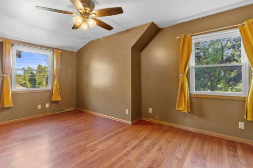 5050 20th St, Milwaukee WI 53233-2506 exterior