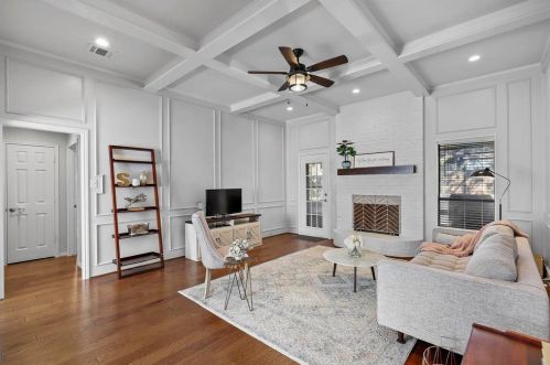 2300 Timberglen Dr, Lewisville TX  75028-1917 exterior