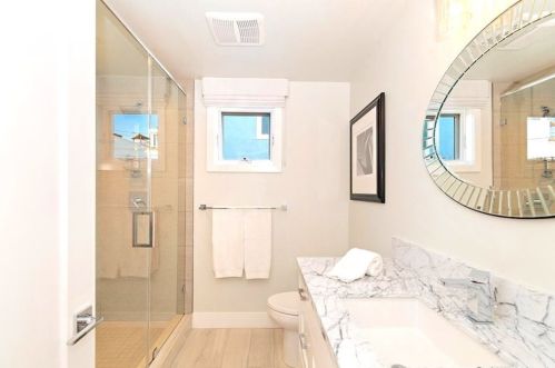 420 31st St, Manhattan Beach CA  90266-3975 exterior