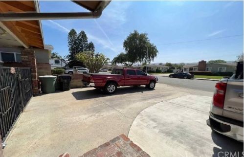 2517 Walnut Creek Pkwy, West Covina, CA 91791-2151