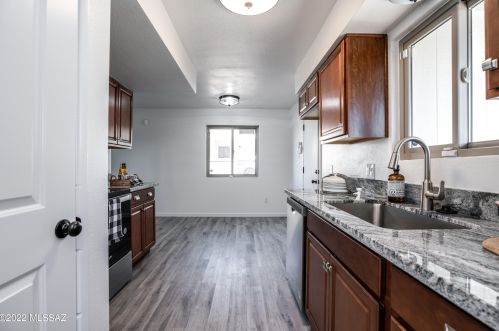 4262 Jupiter Pl, Tucson, AZ 85741-3901