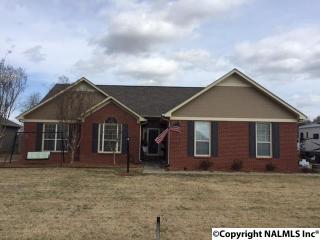 2204 Victoria Dr, Decatur, AL 35603-1820