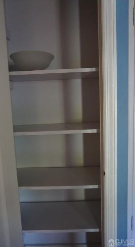 377 William St, Piscataway NJ 08854-6057 exterior