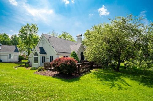 5 Ridgemead Fields Dr, Verona PA  15147-3849 exterior