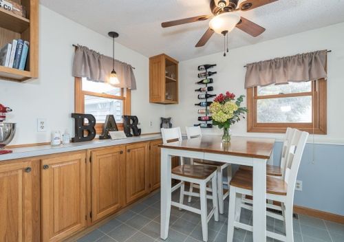 200 Island Pond Rd, Springfield MA  01118-1034 exterior