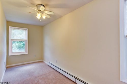 12 4th St, Wantage NJ  07461-2512 exterior