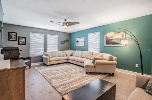 1606 Feather Grass Loop, Lutz FL  33558-2804 exterior