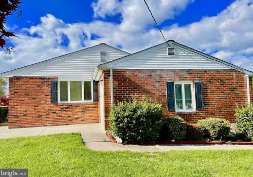 1703 Delpenn Rd, Wilmington, DE 19810-1613