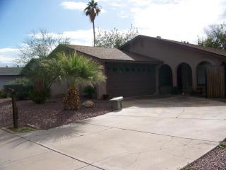5613 Orchid Ln, Glendale, AZ 85302-4730