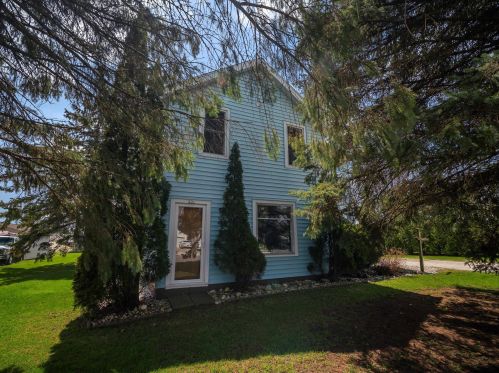 231 Mill St, Cato, WI 54230-1701