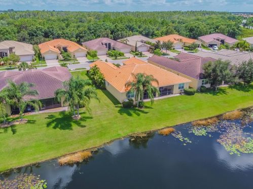 16143 Amethyst Key Dr, Wimauma FL  33598-4027 exterior