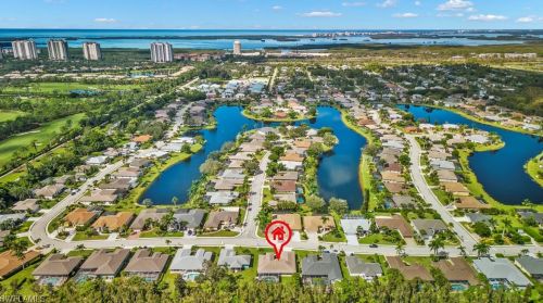 23463 Olde Meadowbrook Cir, Bonita Springs FL 34134-9132 exterior