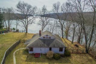 11 Keeney Ct, Waterford, CT 06385-1100