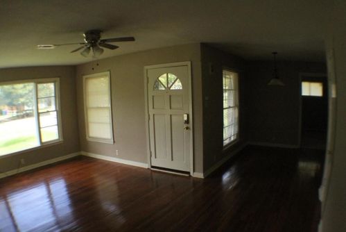 1802 Willow Rd, Carrollton, TX 75006-3736