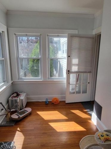 281 Dodd St, East Orange NJ  07017-1710 exterior