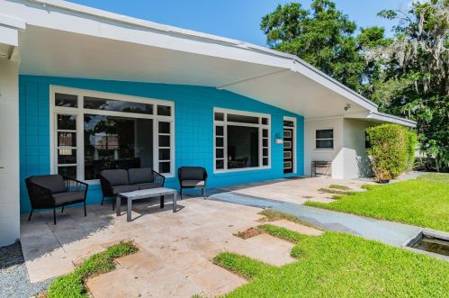 617 Lake Shore Dr, Maitland FL  32751-3262 exterior