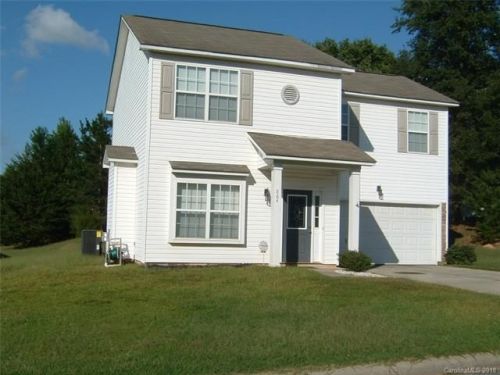864 Raindrops Rd, Gastonia, NC 28054-1776