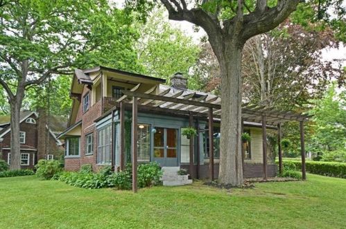 304 Waldheim Rd, Pittsburgh, PA 15215-1935