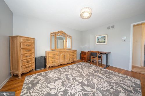 296 Waverly Rd, Southampton PA  18966-3353 exterior