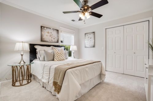 1009 Marsh Rd, Redwood City CA  94063-4431 exterior