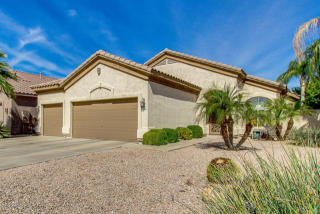608 Stottler Dr, Gilbert, AZ 85296-3562