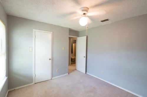 5102 Utah St, Greenville TX  75402-6238 exterior