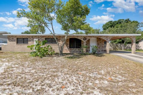 2825 Kenyon Ave, Cocoa, FL 32926-5718