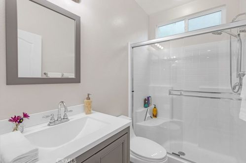 13 Via Niccolo Ct, Lake Elsinore CA  92532-0147 exterior