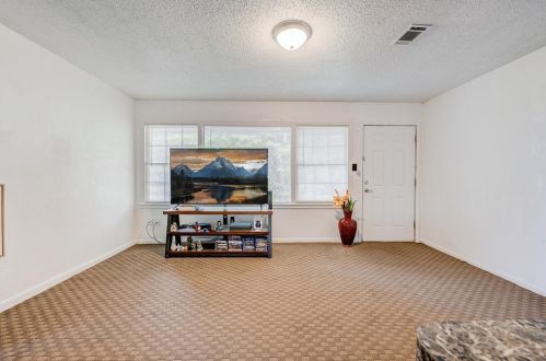 2001 3 Ave, Texas City TX  77590-7308 exterior