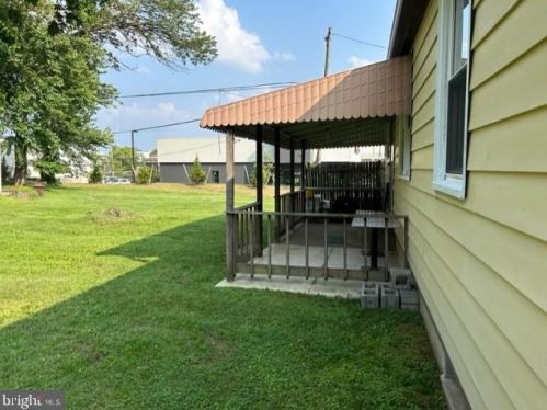 300 Highland Ter, Holmes PA  19043-1310 exterior