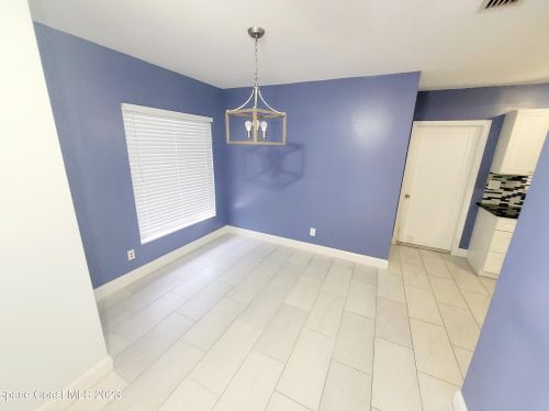 360 16th Ave, Vero Beach FL  32962-2709 exterior