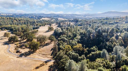5033 Darby Ln, Vallecito CA  95247-9505 exterior