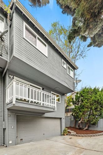 1917 Nelson Ave, Redondo Beach CA  90278-2360 exterior