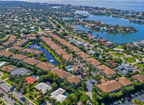 101 Colonade Cir, Naples FL 34103-8705 exterior