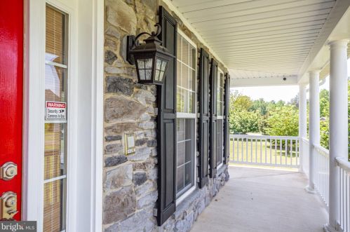 8574 Gray Fox Ln, Owens VA  22485-3572 exterior