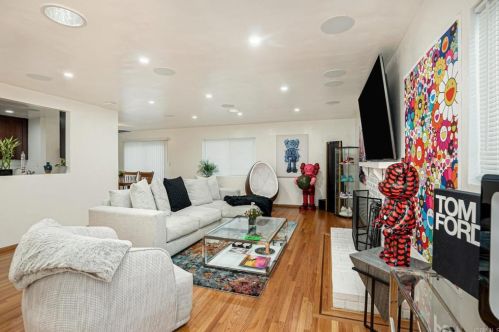 1099 Johnson Ave, El Cajon CA  92020-7354 exterior