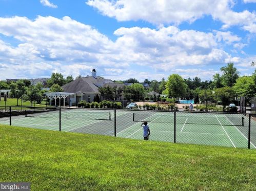 16399 Kramer Estate Dr, Woodbridge VA  22191-6003 exterior
