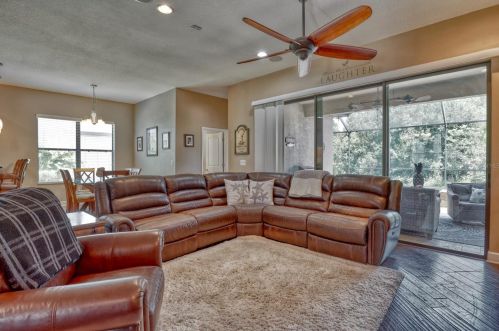 19401 Sweet Grass Way, Lutz FL  33558-5016 exterior