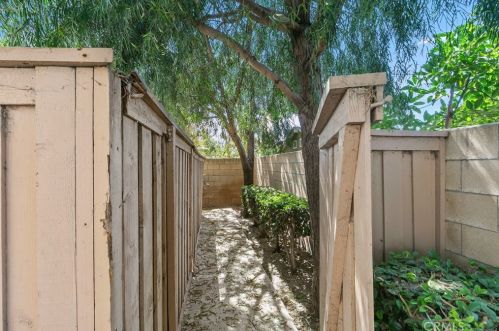 1585 Katella Ave, Anaheim CA 92802-2716 exterior