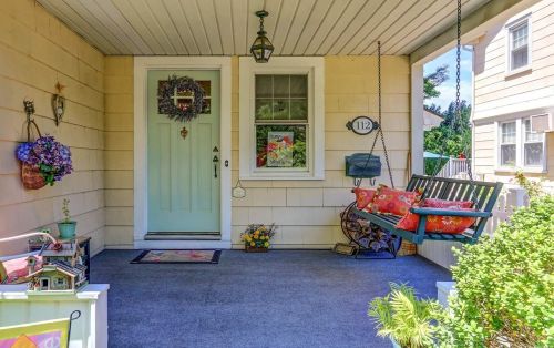 112 Holland Ave, Floral Park NY  11001-1202 exterior