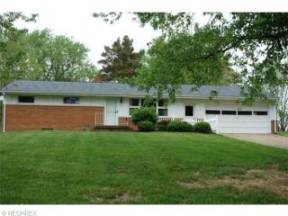 825 Davis St, Canton, OH 44706-4613