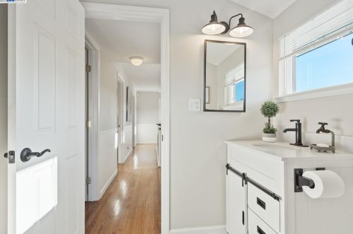 7793 Peppertree Rd, Pleasanton CA  94568-1348 exterior